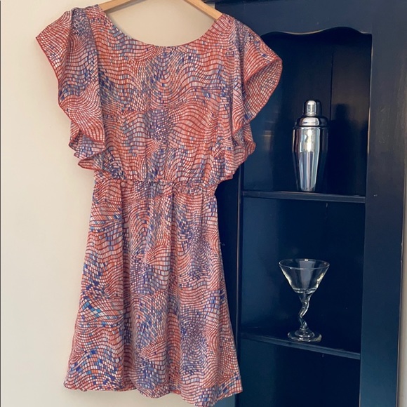 Ezra elastic waist dress flowy angel sleeves - Picture 10 of 10